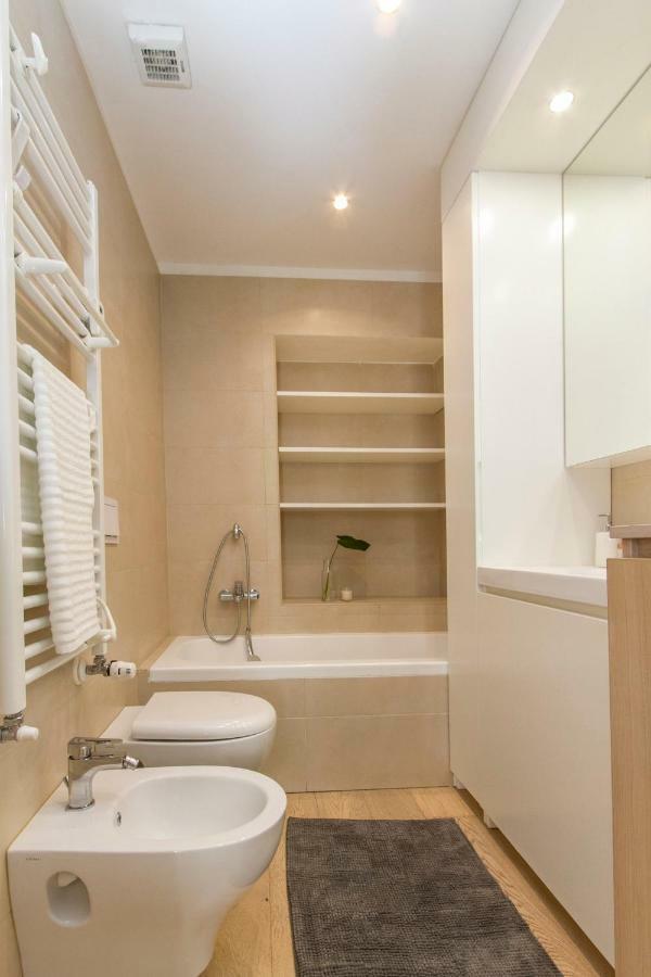 Luxury And Spacious Apartment Mailand Exterior foto