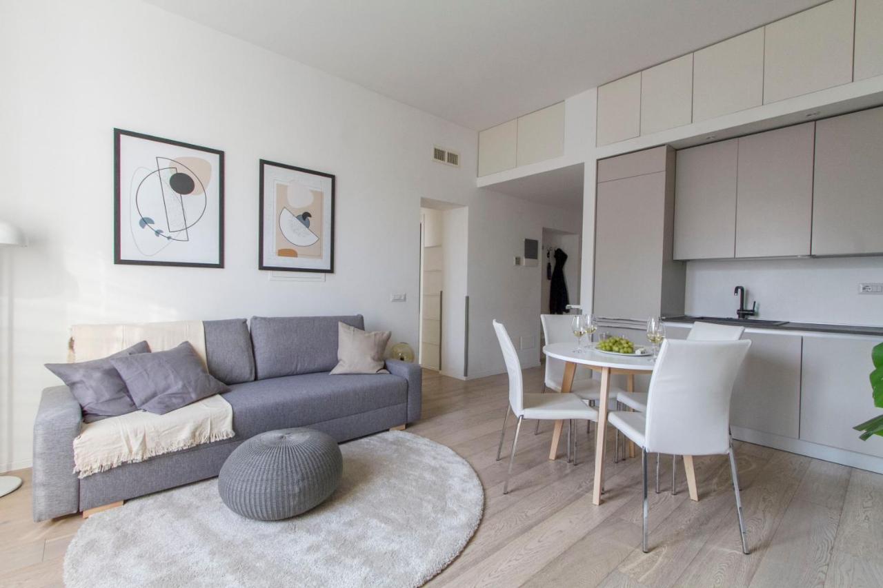 Luxury And Spacious Apartment Mailand Exterior foto