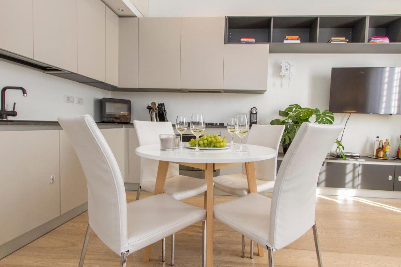 Luxury And Spacious Apartment Mailand Exterior foto